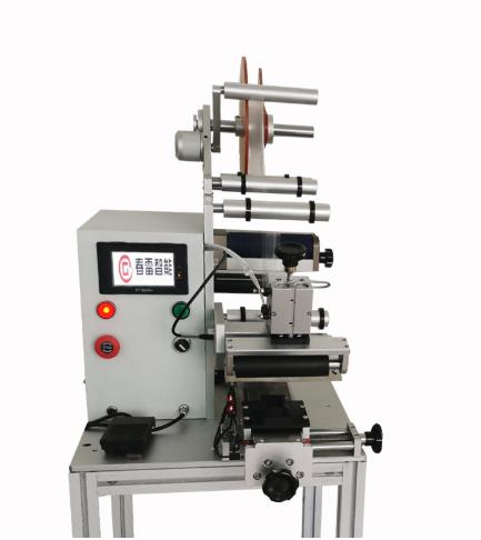 Casi di applicazione pratica di etichettatura semiautomatica a rotolo piatto