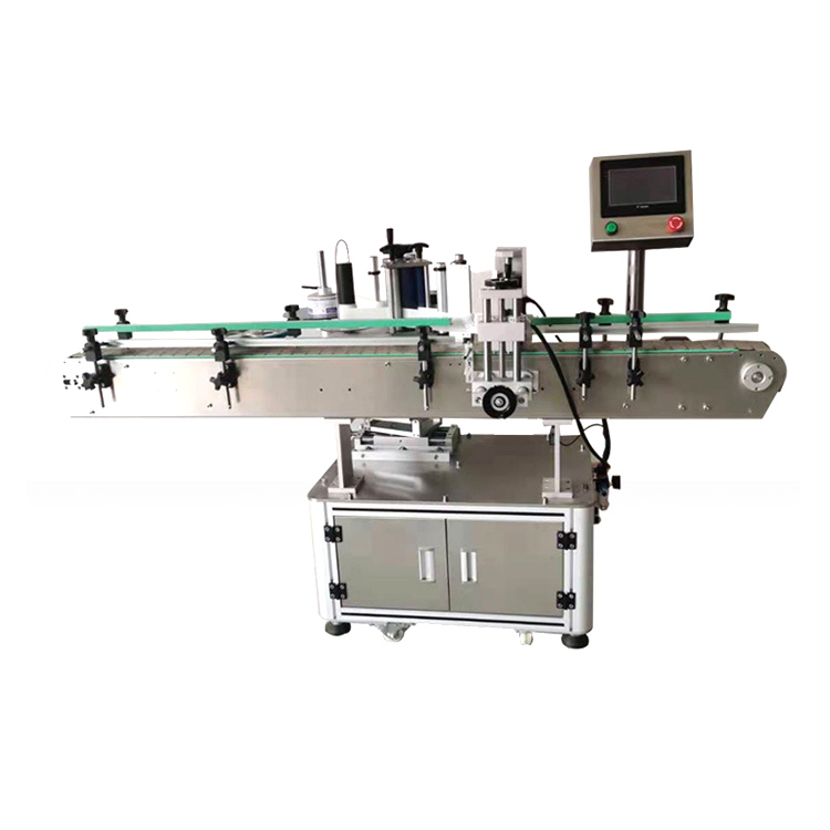 Etichettatrice automatica per acqua minerale